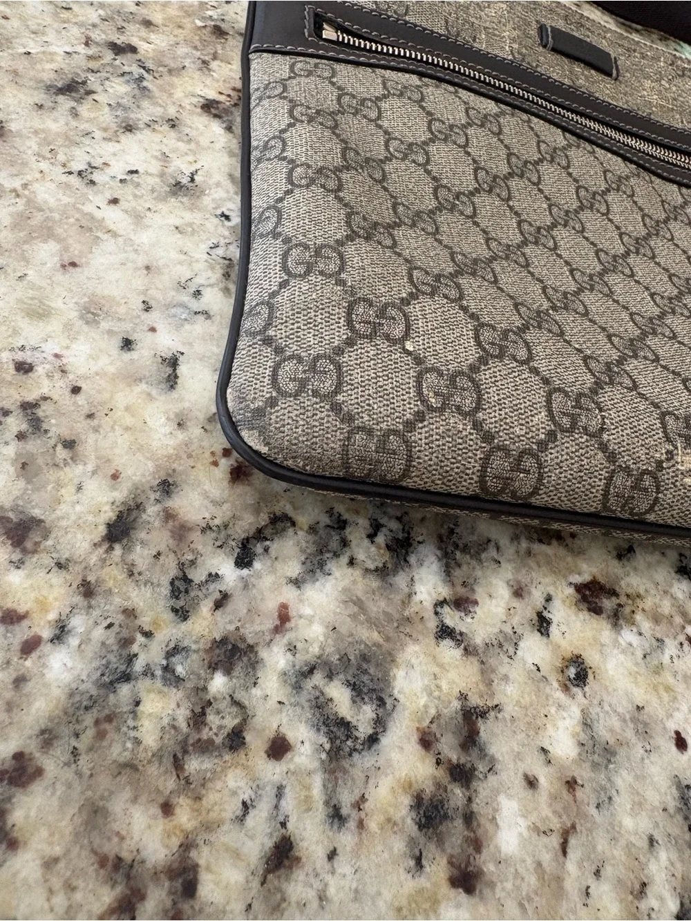 Gucci Beige Brown GG Supreme Messenger Bag with Dark Brown Strap